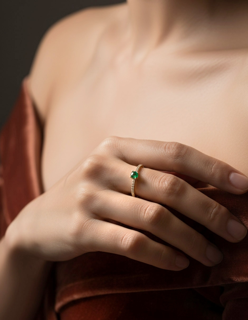 Anillo tsavorita con acabado baño de oro 14 k 4