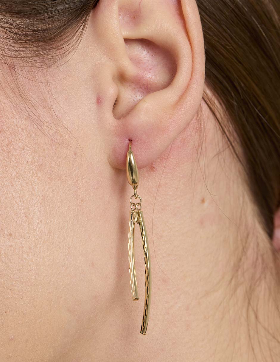 Aretes largos de oro amarillo 14 K con acabado pulido 5