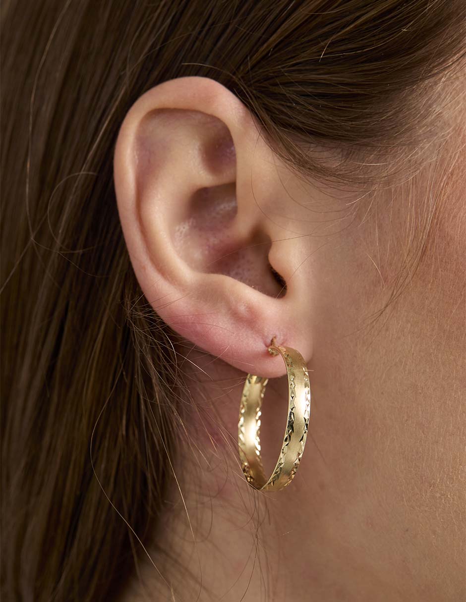 Arracadas de oro amarillo amarillo 14 K con acabado liso 5