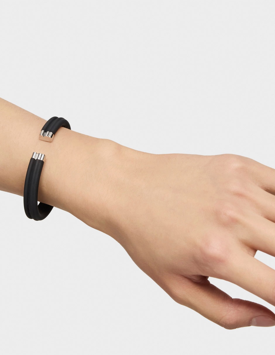Pulsera Man con acabado mate 6