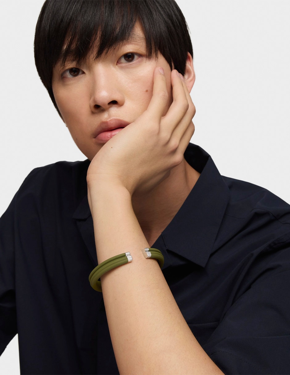 Pulsera Man con acabado mate 4