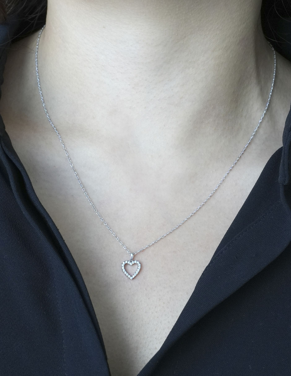 Collar con dije de corazón de oro 14 K 3