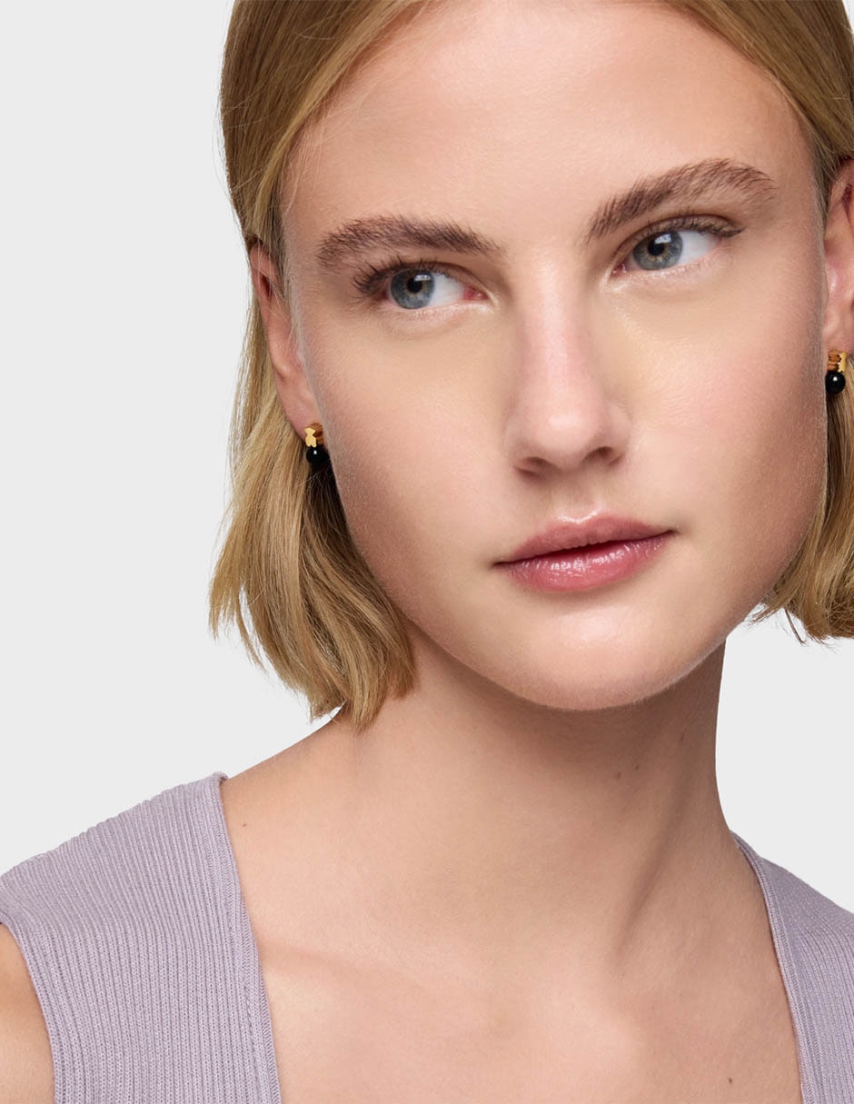 Aretes cortos de oso Icon Mesh de plata P 925 con acabado baño de oro ónix 5