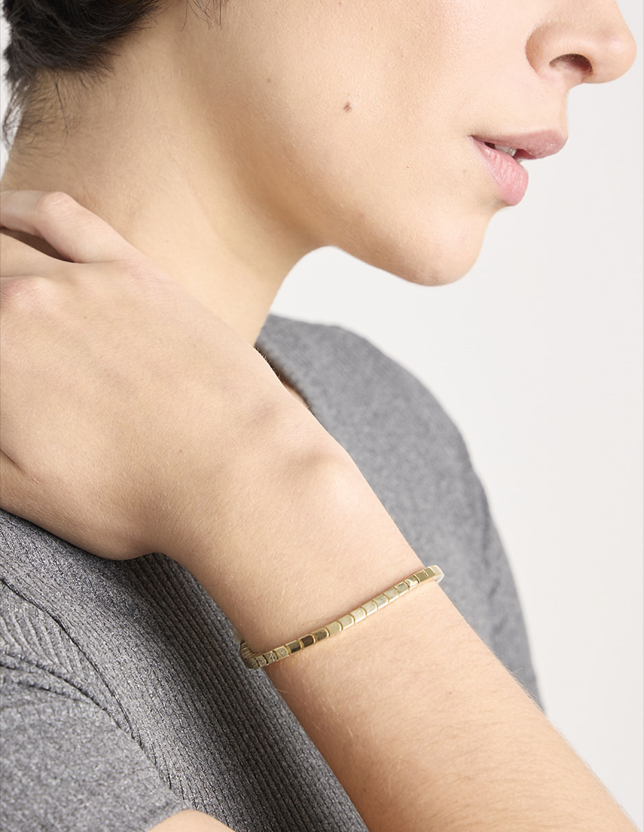 Pulsera de oro amarillo 14 k con acabado pulido 3