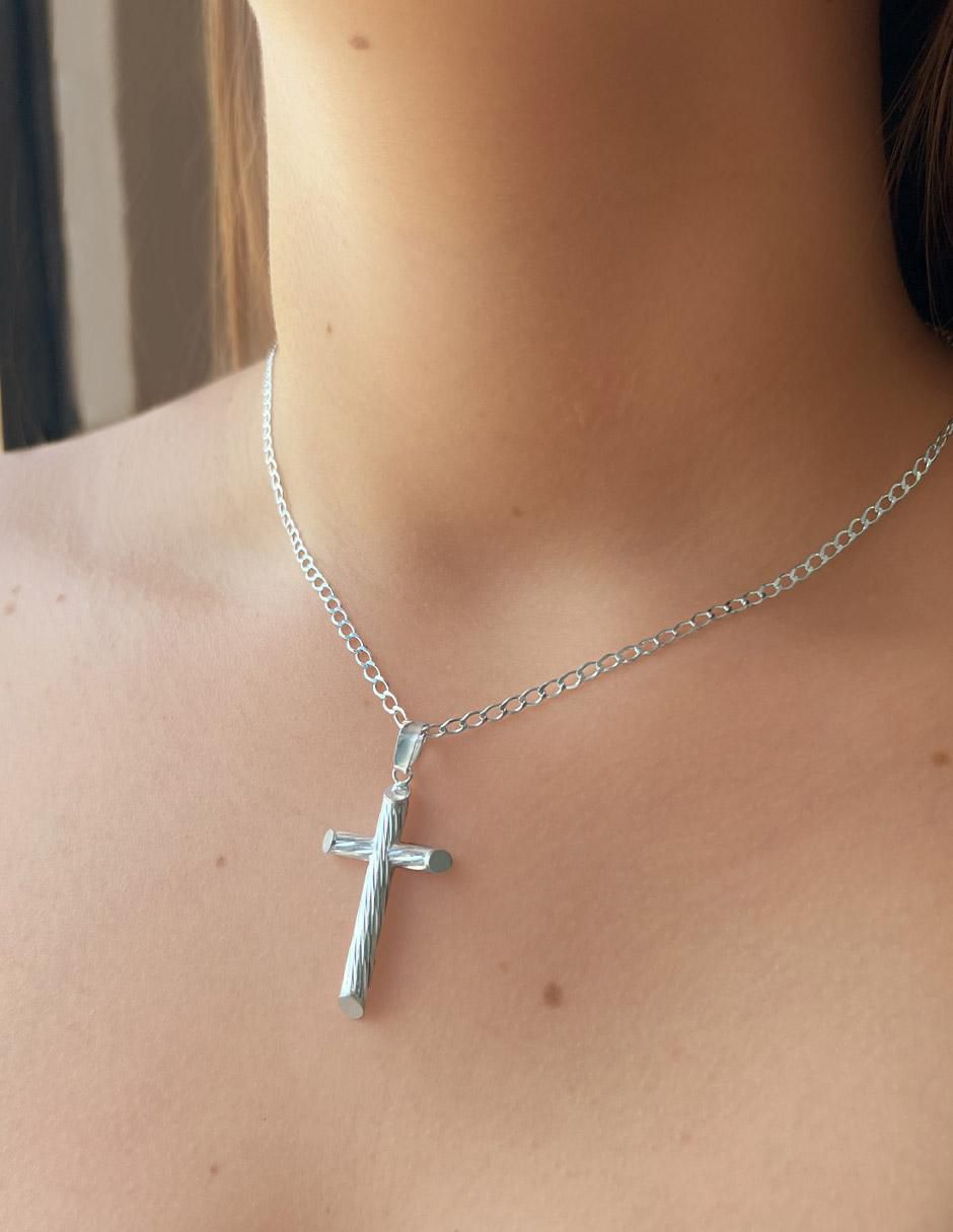 Collar con dije de cruz de plata P 925 4