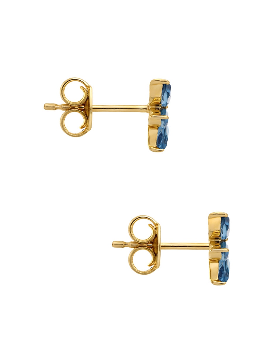 Aretes cortos con acabado brillante zirconia 3