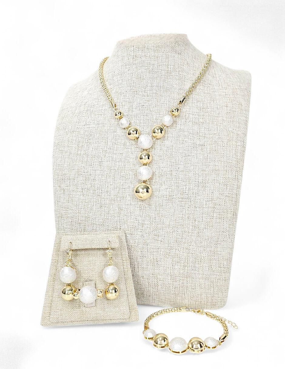 Collar, pulsera, anillo y aretes de bola con acabado baño de oro 18 K 11