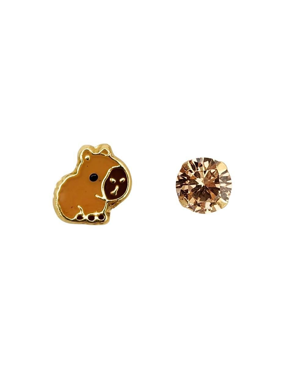 Broqueles capibara de oro amarillo 10 k con acabado esmaltado zirconia