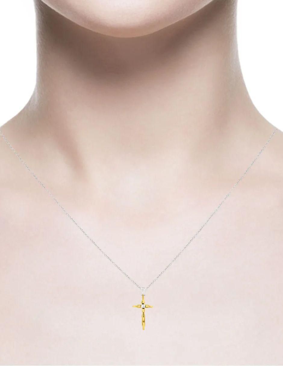 Dije de cruz de oro amarillo 14 K 4