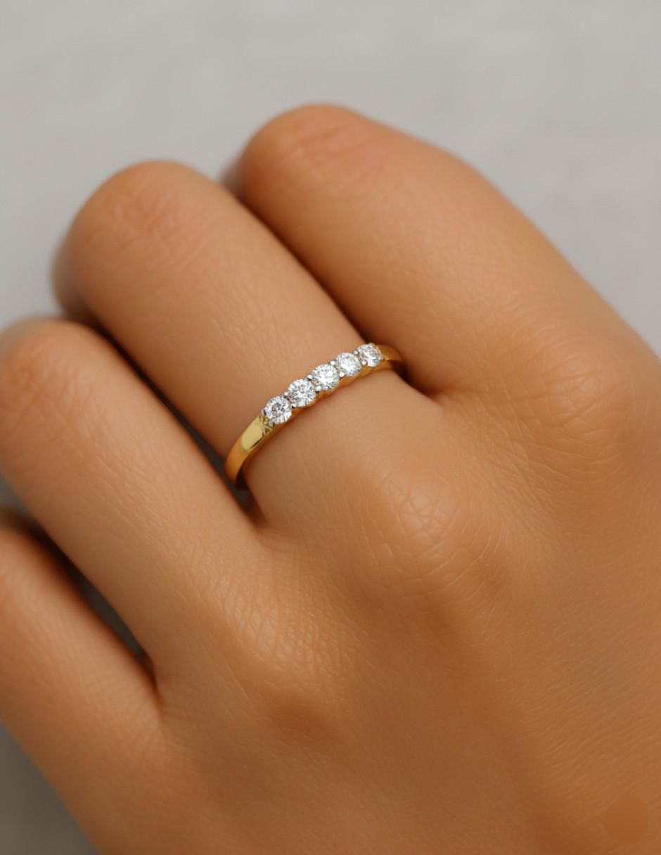 Anillo de corona 10 k de oro zirconia brillante 4