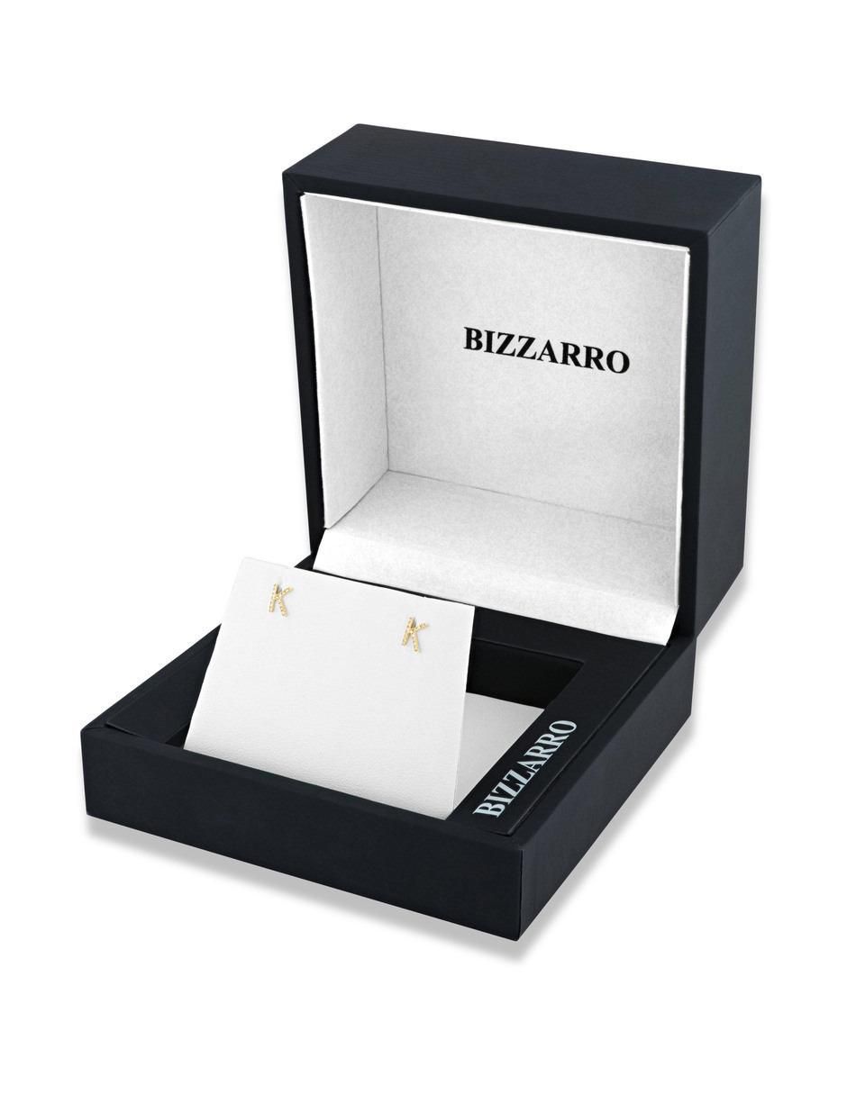 Broqueles de letra K de oro amarillo 14 K con acabado brillante diamante 5