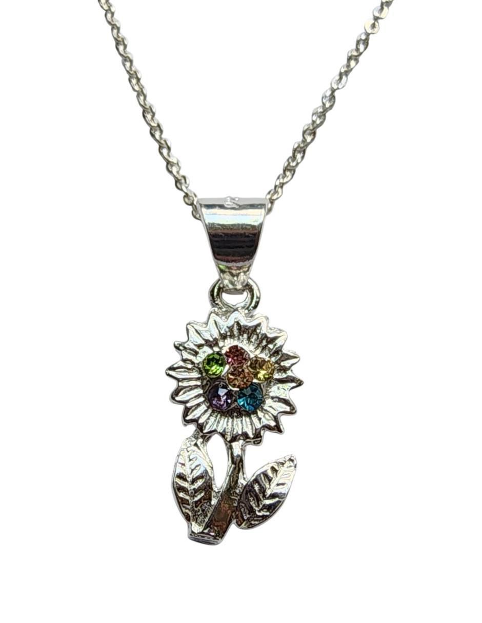 Collar con dije de flor de plata P 925 Collar con dije de flor de plata P 925