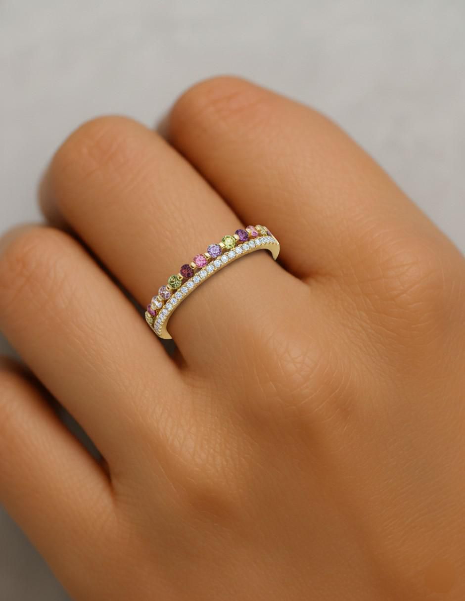 Anillo circular 10 k de oro amarillo zirconia brillante 4