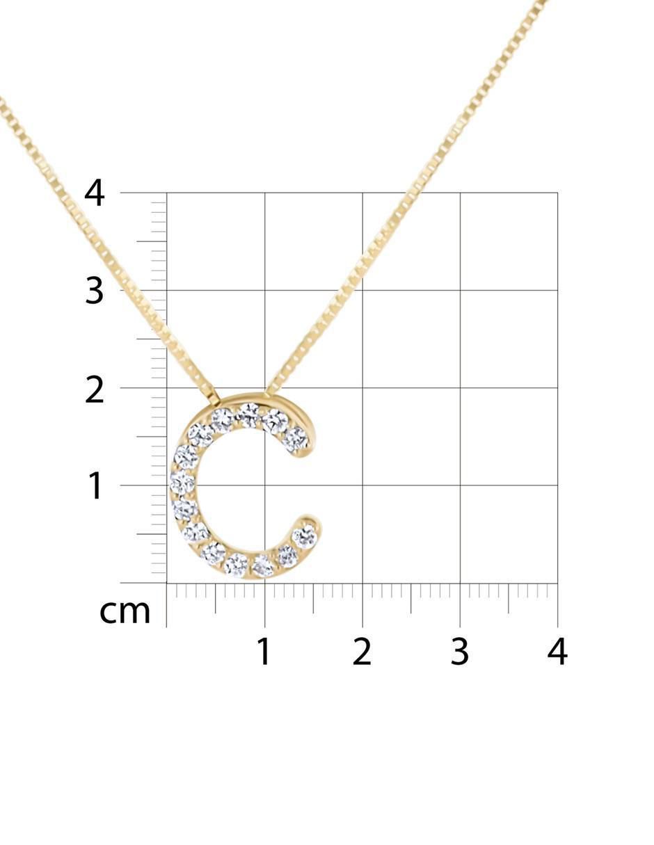 Collar con dije de letra C de oro amarillo 14 K 5