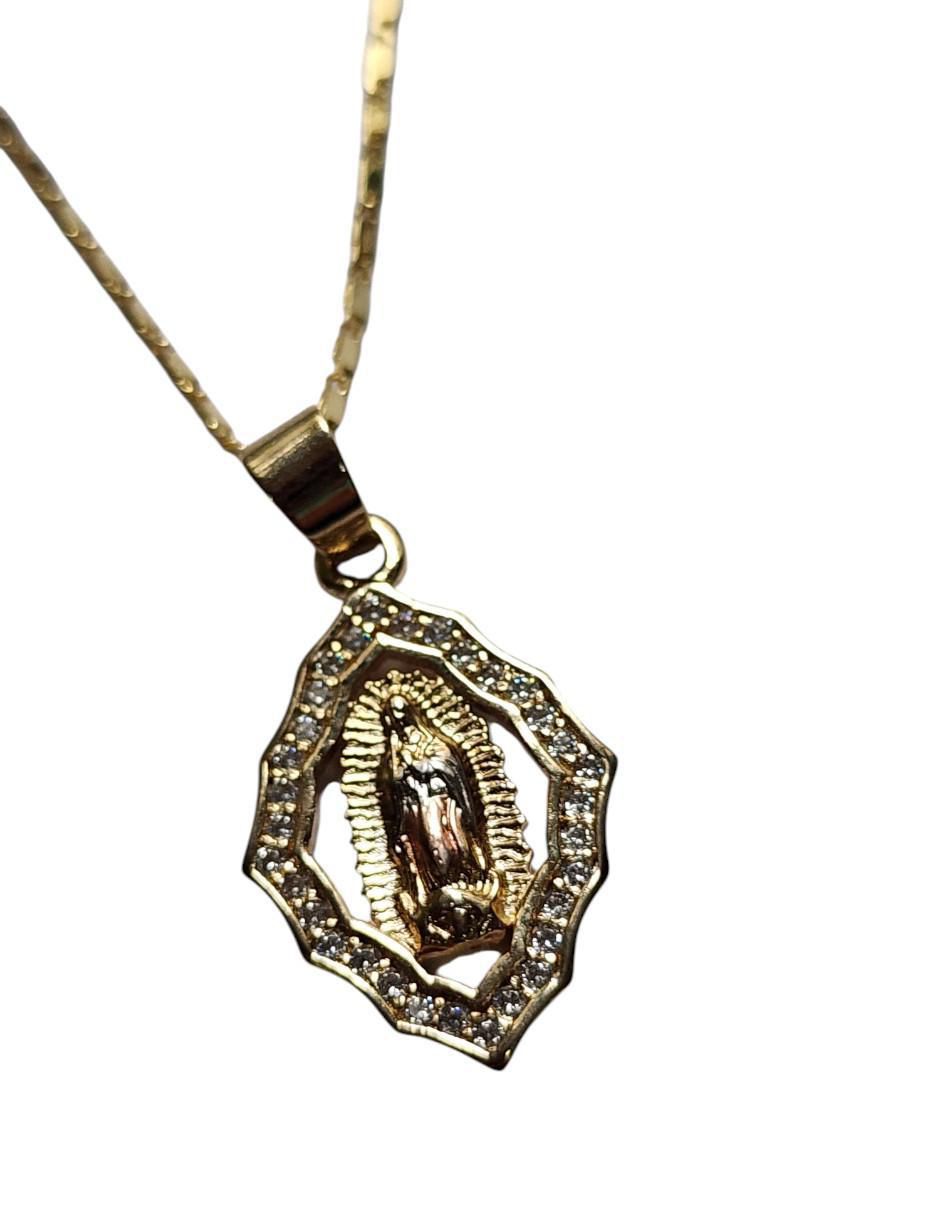 Collar con dije rombo Virgen de Guadalupe de oro laminado 14 K 3