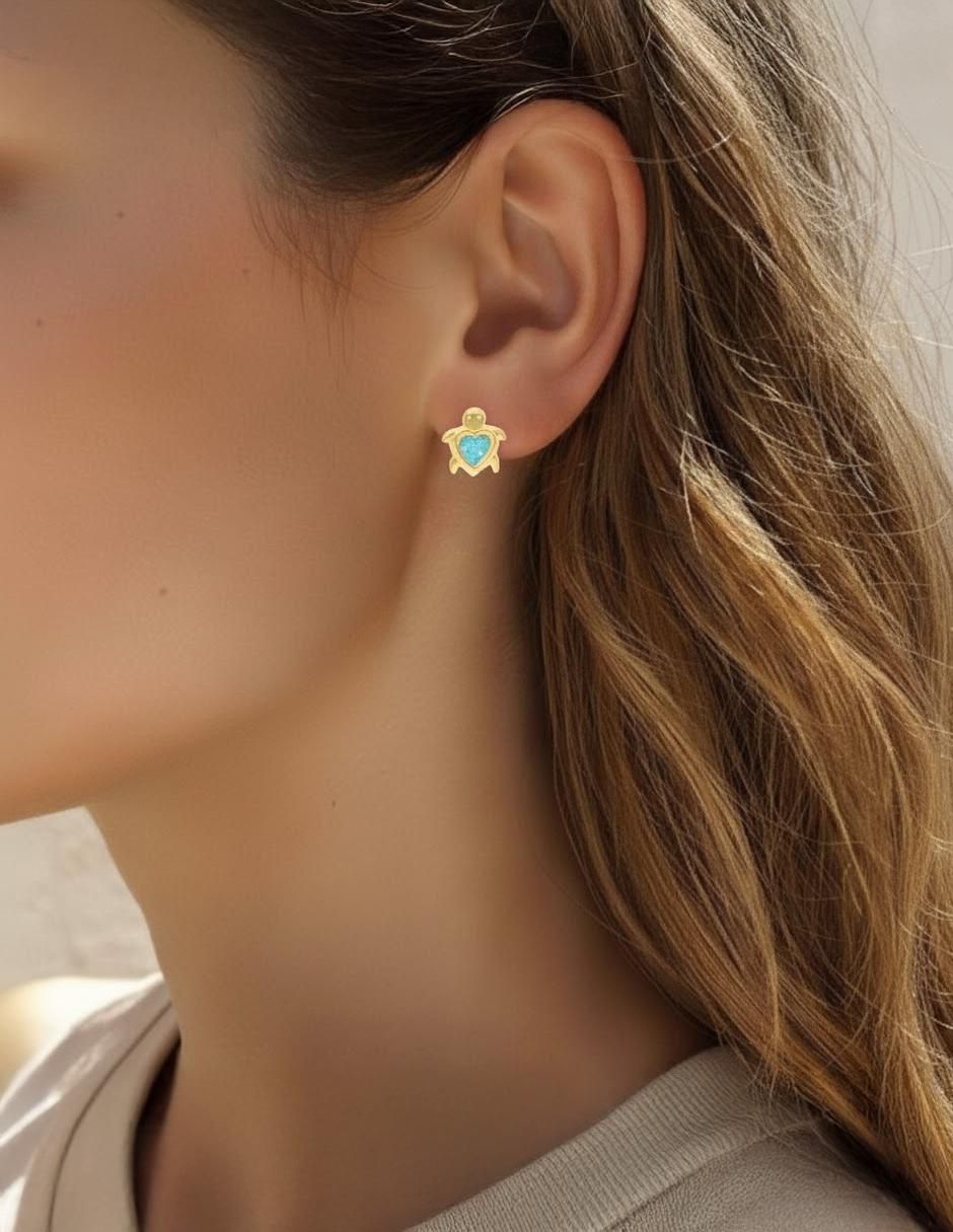 Arete de tortuga de oro amarillo 10 K con acabado brillante zirconia 4