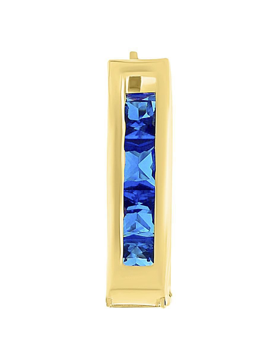 Huggies de oro amarillo 10 k con acabado brillante zirconia 3